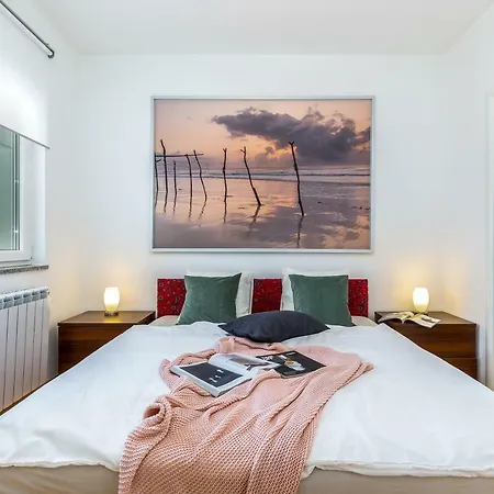 Bok Apartment *